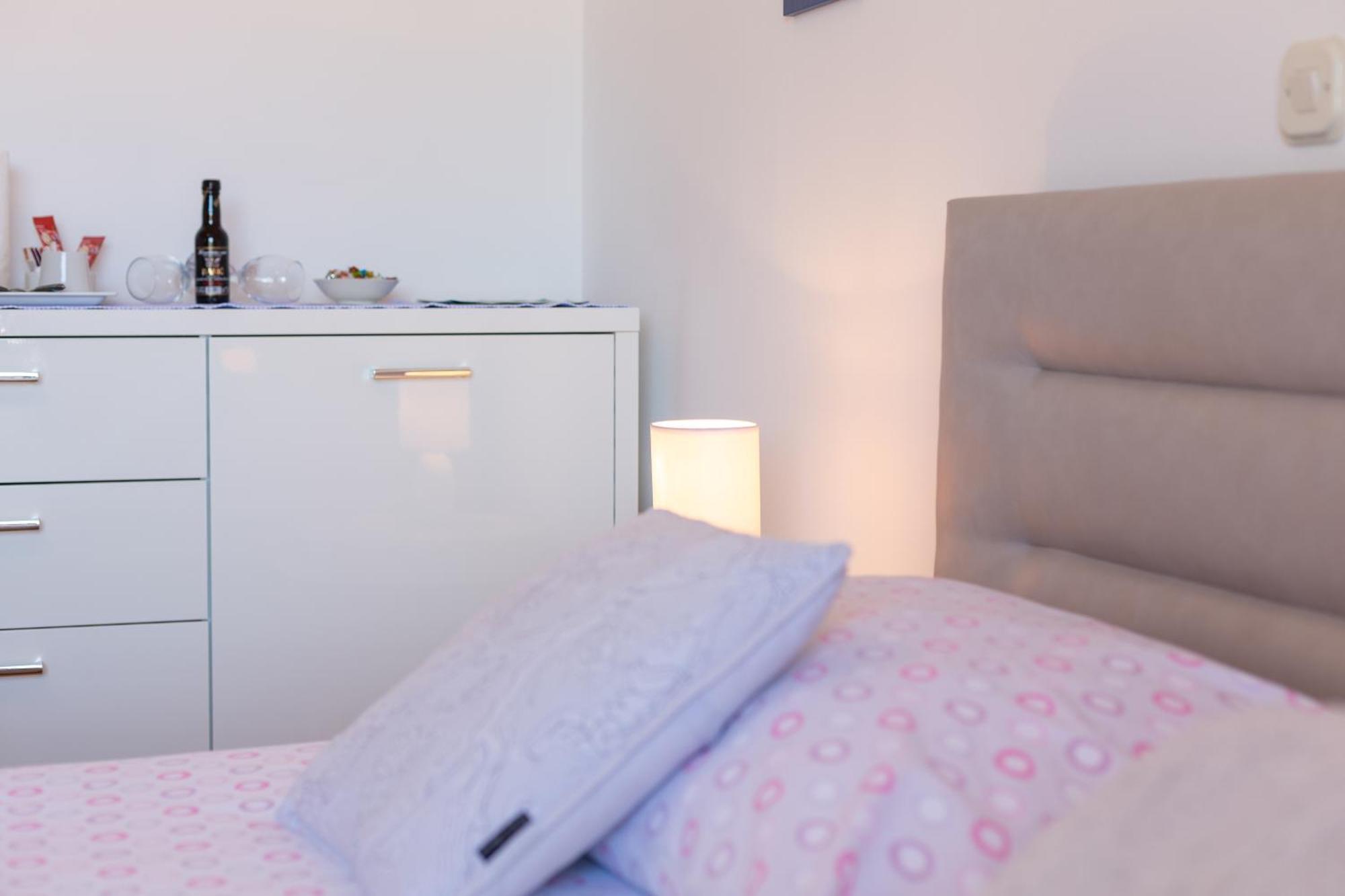 Apartmani Jakic 2 Hvar Town Buitenkant foto
